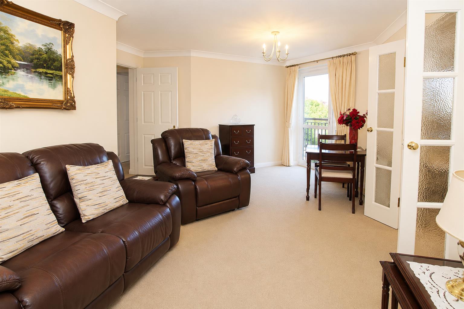 Kingston Road, Epsom